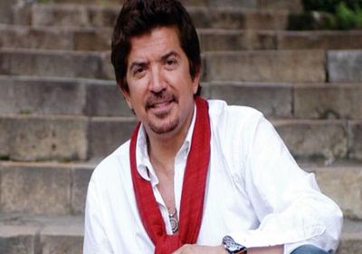 وليد توفيق يغني "ما في صباح الخير يا بيروت" (فيديو)