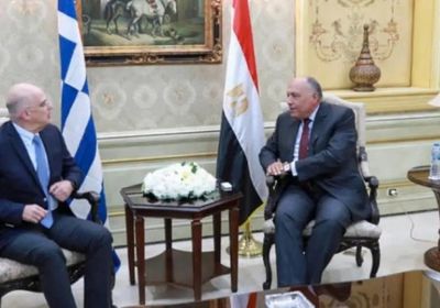  &rlm;وزيرا الخارجية المصري ونظيره اليوناني يوقعان اتفاق ترسيم الحدود البحرية