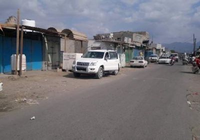 إضراب بسوق شقرة احتجاجًا على بلطجة مليشيا الإخوان