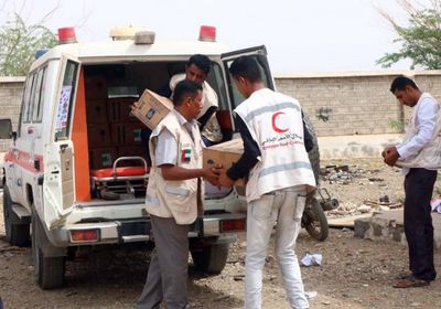 البيان: الإمارات تنتشل أبناء الساحل الغربي من السيول