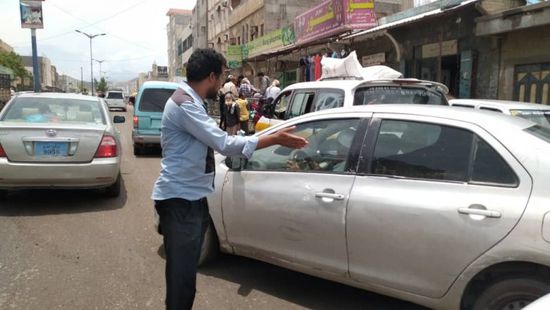 مبادرة شبابية لتنظيم الحركة بشوارع الحبيلين