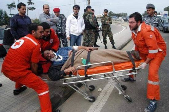  الصليب الأحمر اللبناني: 17 فرقة من كوادرنا موجودة وسط بيروت