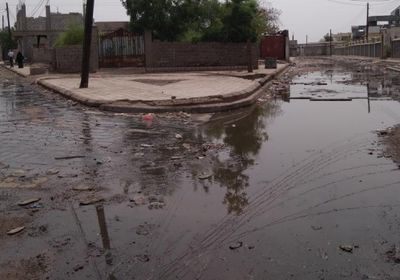 لتلافي مخاطرها.. أهالي الحوطة يطالبون بسحب المياه الراكدة