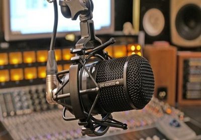 وفاة الإذاعية المصرية الشابة رانيا أبو زيد