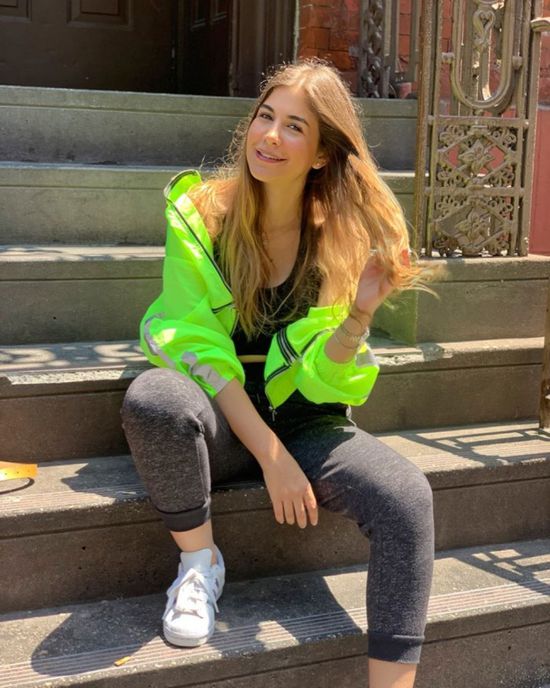 ملك قورة تخضع لجلسة تصوير جديدة (صور)