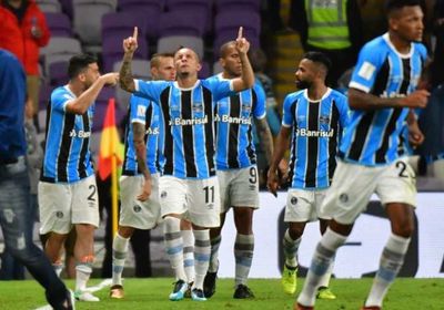جريميو يتغلب على فلومينينسي في الدوري البرازيلي