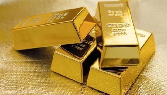 تراجع أسعار الذهب تأثرًا بمكاسب الدولار الأمريكي