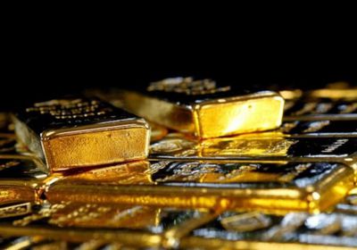  الذهب يواصل سقوطه الحر مع تحول أنظار المستثمرين للمخاطرة