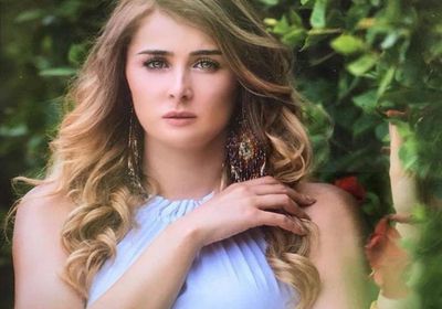 عائشة بن أحمد تحتفل بعيد المرأة التونسية