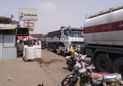 الشارع الرئيسي في الوهط "بلا تنظيم أو تأهيل"