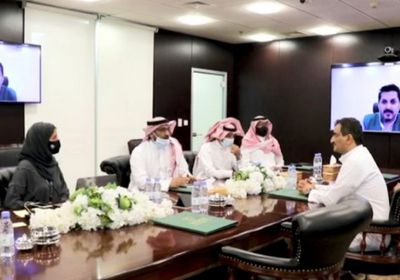 لملس يطلع على مشاريع "البرنامج السعودي" في عدن