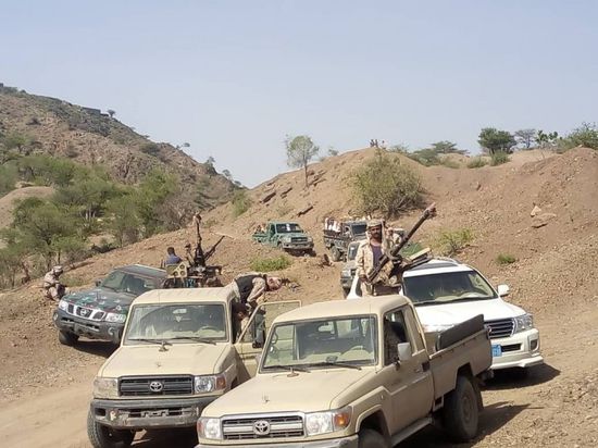 قصف مدفعي جنوبي لتمركزات حوثية شمال لحج