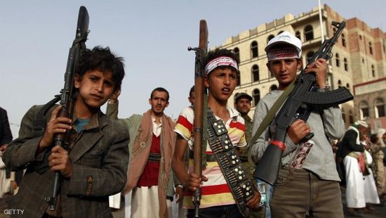 "الشرق الأوسط": الحوثيون يختطفون الأطفال للقتال والتسول