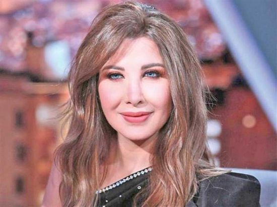 بصورة من المظاهرات .. نانسي عجرم :لبنان حبيب العمر