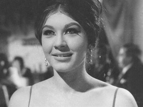 تعرف على مكان وموعد جنازة النجمة شويكار