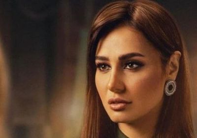 حلا شيحة ناعية شويكار :الموت لا ينتظر أحد