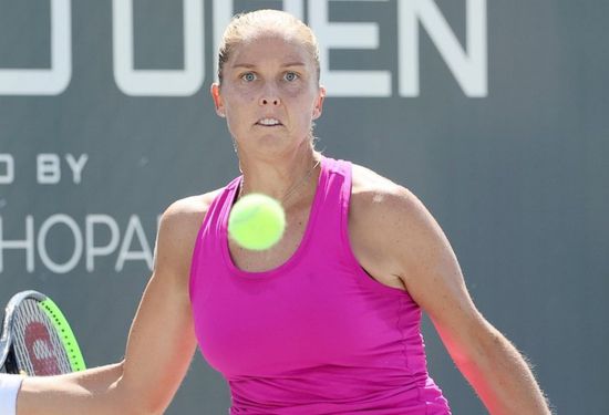 روجرز تصدم سيرينا وتطيح بها من بطولة ليكسنجتون للتنس