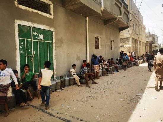 وسط تجاهل السلطة.. دائرة اختفاء الغاز من شبوة تتسع