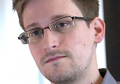 ترامب يدرس إصدار عفو عن سنودن