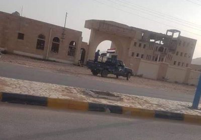 بالصور.. حصار إخواني يطوق عتق وسط غضب شعبي