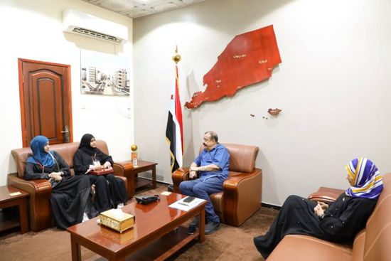 بن بريك يشيد بجهود "أنا طبيب أنا أستطيع" في عدن