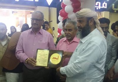 إبداعات خاصة من أبناء الجنوب بمعرض العدسة والريشة (صور)