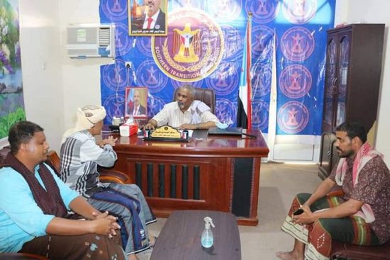 انتقالي حضرموت يقف على خطط العمل بالشحر ودوعن