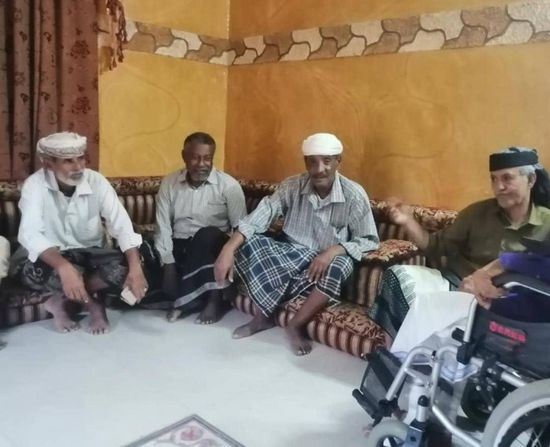 الحوتري يتعهد بحلول عاجلة لأضرار سيول وادي حسان