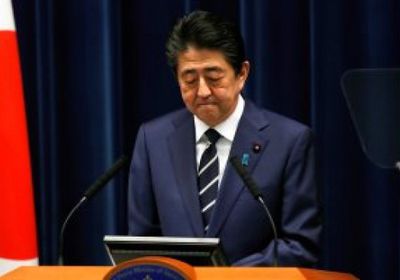 رئيس الوزراء الياباني يدخل أحد المستشفيات لإجراء فحوصات طبية