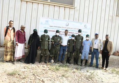 صندوق نظافة ساحل حضرموت يتلقى معدات جديدة