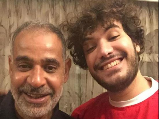 محمود البزاوي يهنئ نجله بعد مشاركته في مهرجان المكسيك السينمائي الدولي