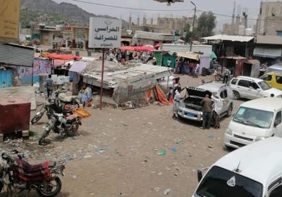 "اللواء 35" يصد العربدة الإخوانية ويحرق طقمين للمليشيا بتعز