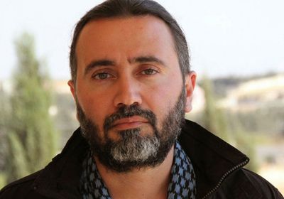 المخرج السوري طلال ديركي يعلن وفاة خالته بفيروس كورونا 