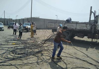 إزالة الربط العشوائي للكهرباء في العريش