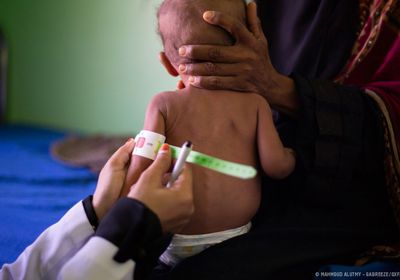 أوكسفام تُشيد بدور العاملين الصحيين في مواجهة كورونا