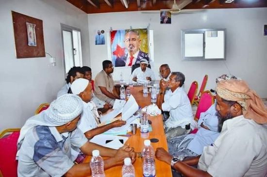 انتقالي غيل باوزير ينظر في مؤامرات تعطيل اتفاق الرياض