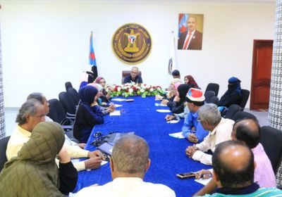 الجعدي يبحث أوضاع المعلمين الجنوبيين