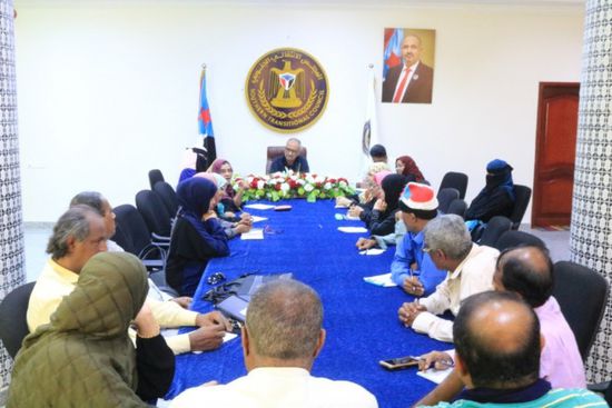 الجعدي يبحث أوضاع المعلمين الجنوبيين