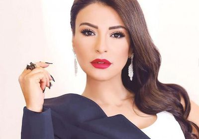 ماجي بوغصن تهنئ سيرين عبدالنور على مسلسلها "دانتيل"