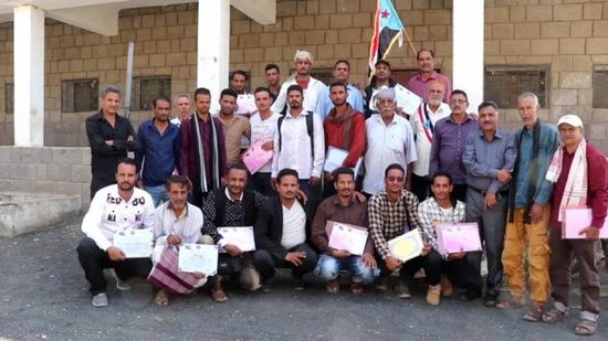 تكريم 18 مشاركًا بدورة "أساسيات الصحافة" في الحصين