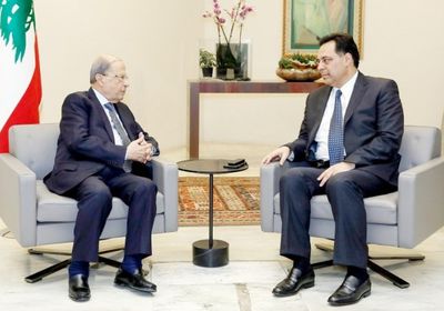  دعوى قضائية ضد عون ودياب على خلفية انفجار مرفأ بيروت