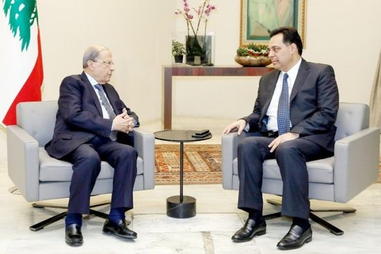  دعوى قضائية ضد عون ودياب على خلفية انفجار مرفأ بيروت