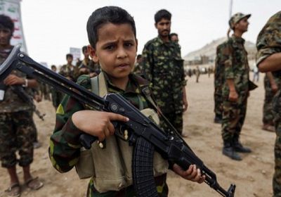 مليشيا الحوثي تجند أطفالًا قسريًا جنوب حيس