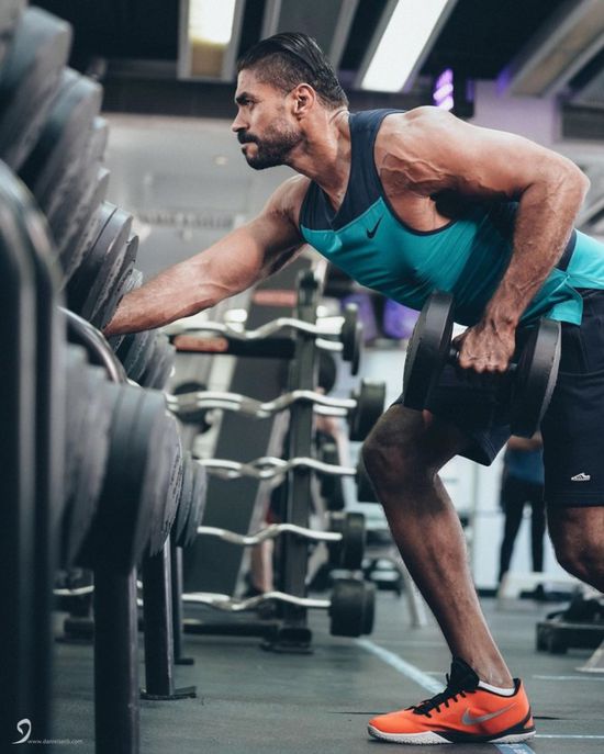 من داخل الجيم.. خالد سليم يستعيد ذكريات مرضه