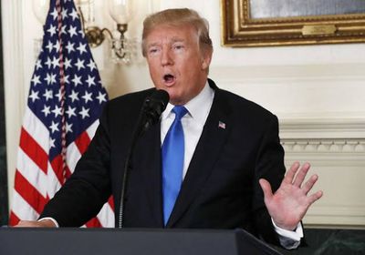 ترامب يعد العراق بسحب قوات التحالف الدولي خلال 3 سنوات