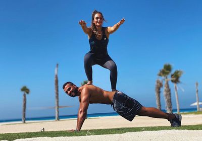 أحدث ظهور لـ محمد الشرنوبي وراندا رياض بعد زواجهما (صورة)