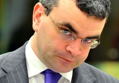 حفل عشاء يُقيل وزير الزراعة الأيرلندي