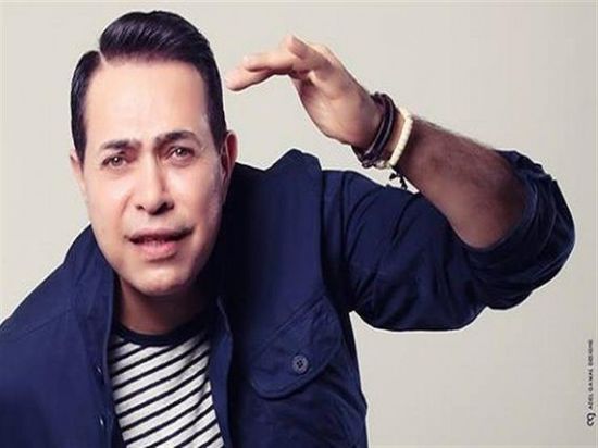 حكيم يستعد لطرح كليب "صحاب أونطة"