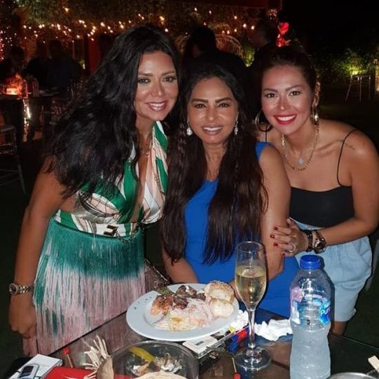 رانيا يوسف بصحبة لقاء الخميسي وسلوى خطاب في أحدث ظهور 