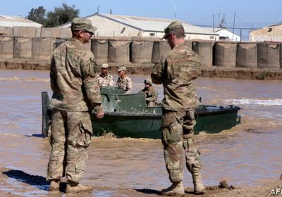 التحالف الدولي يُسلم معسكر التاجي والمعدات للقوات العراقية